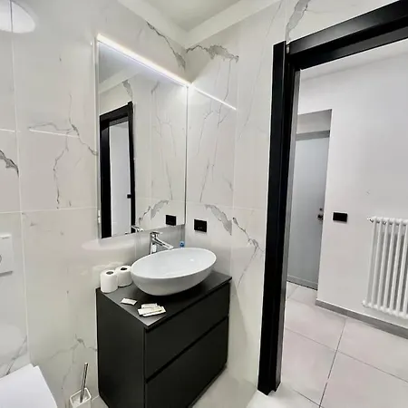 Esclusivo 130mq Fronte Duomo E E Terrazza Como