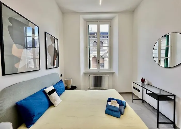 Esclusivo 130mq Fronte Duomo E E Terrazza アパート