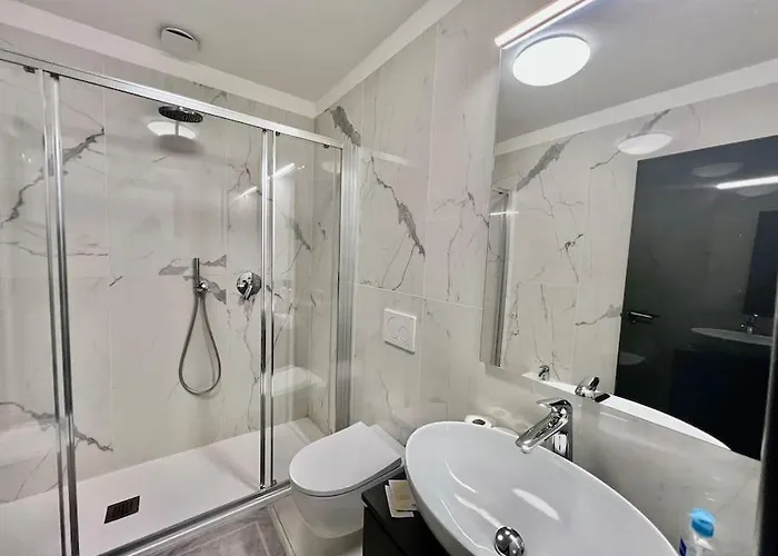 Esclusivo 130mq Fronte Duomo E E Terrazza アパート *