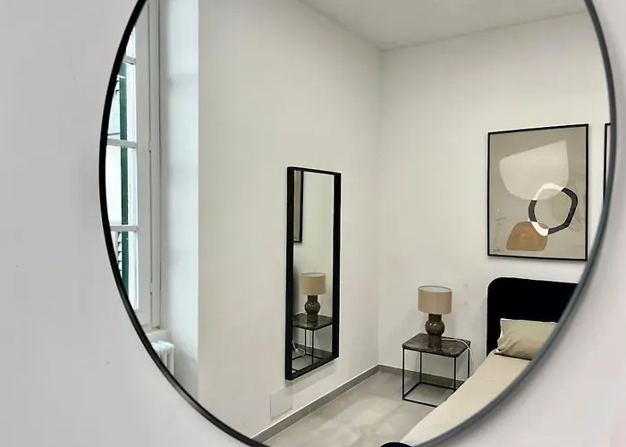 Esclusivo 130mq Fronte Duomo E E Terrazza アパート コモ