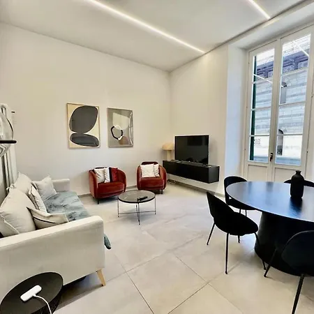 Esclusivo 130mq Fronte Duomo E E Terrazza Apartment *