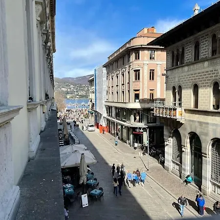 Esclusivo 130mq Fronte Duomo E E Terrazza Apartment *